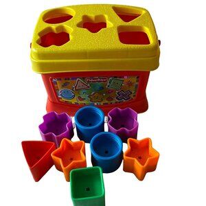 2006 Mattel Fisher Price Form Fitter Preschool Shape Sorter Educational Toy Red